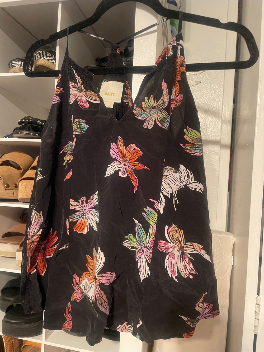 Maeve Black Floral V-Neck Sleeveless Top